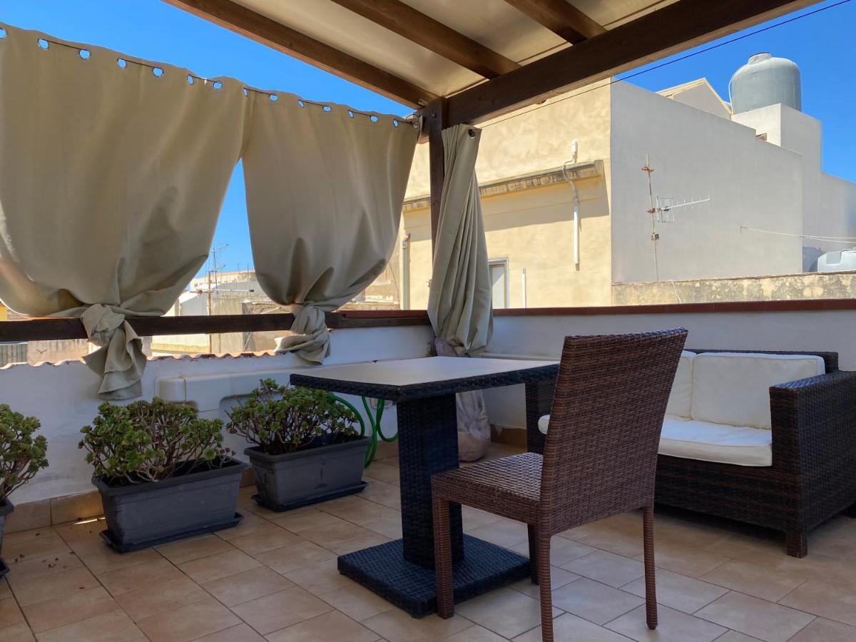 Mansarda Con Terrazzo Διαμέρισμα Τράπανι Εξωτερικό φωτογραφία